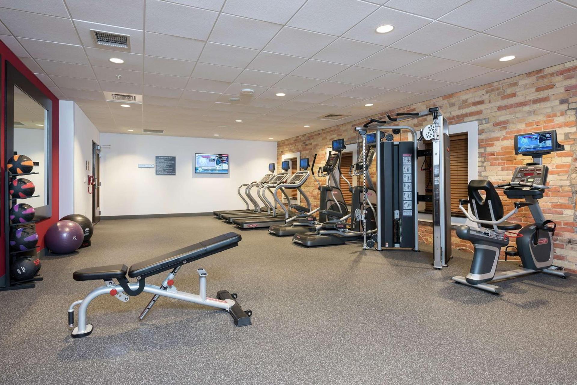 Homewood Suites by Hilton Grand Rapids Downtown photo 24