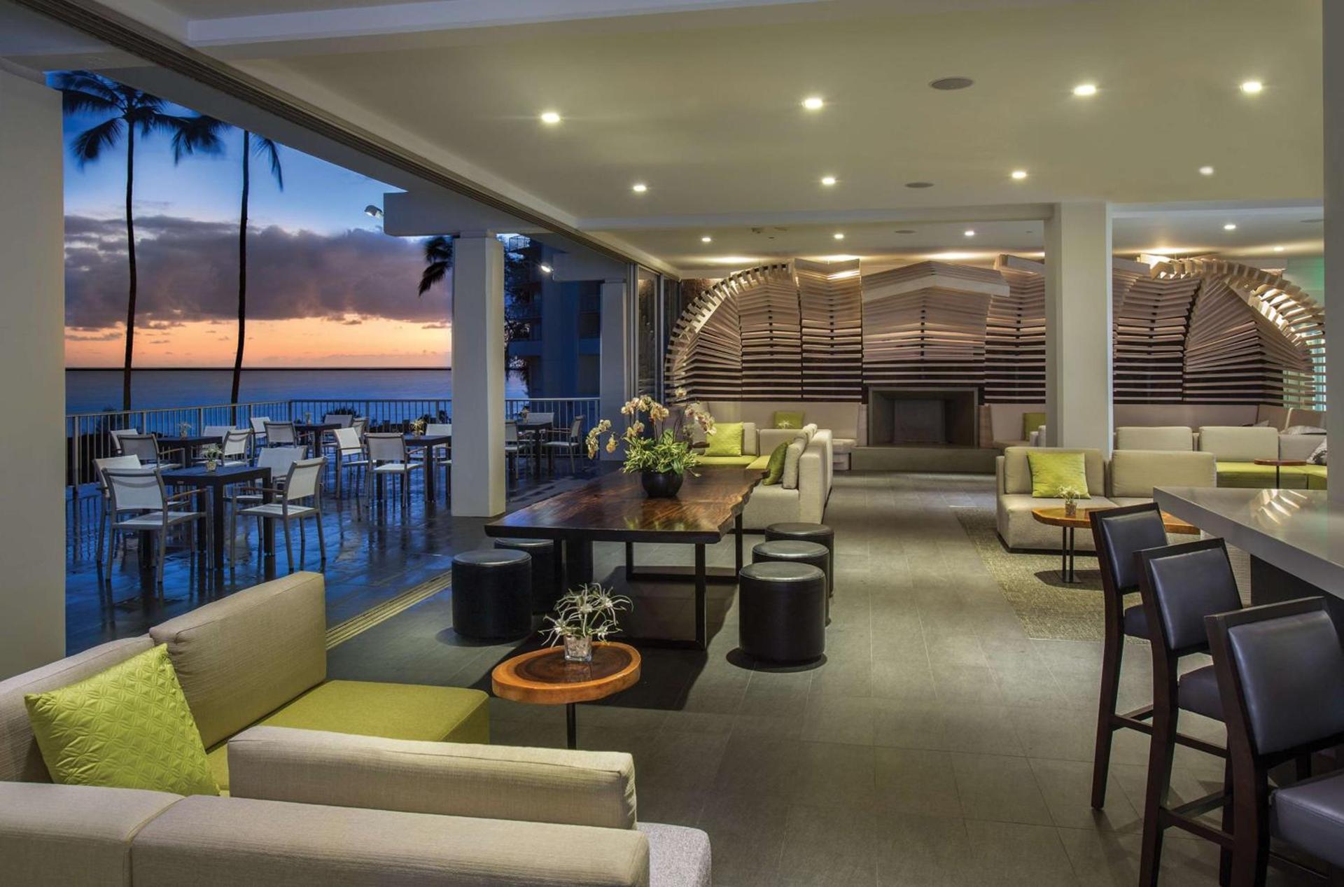 Grand Naniloa Hotel, a Doubletree by Hilton photo 7