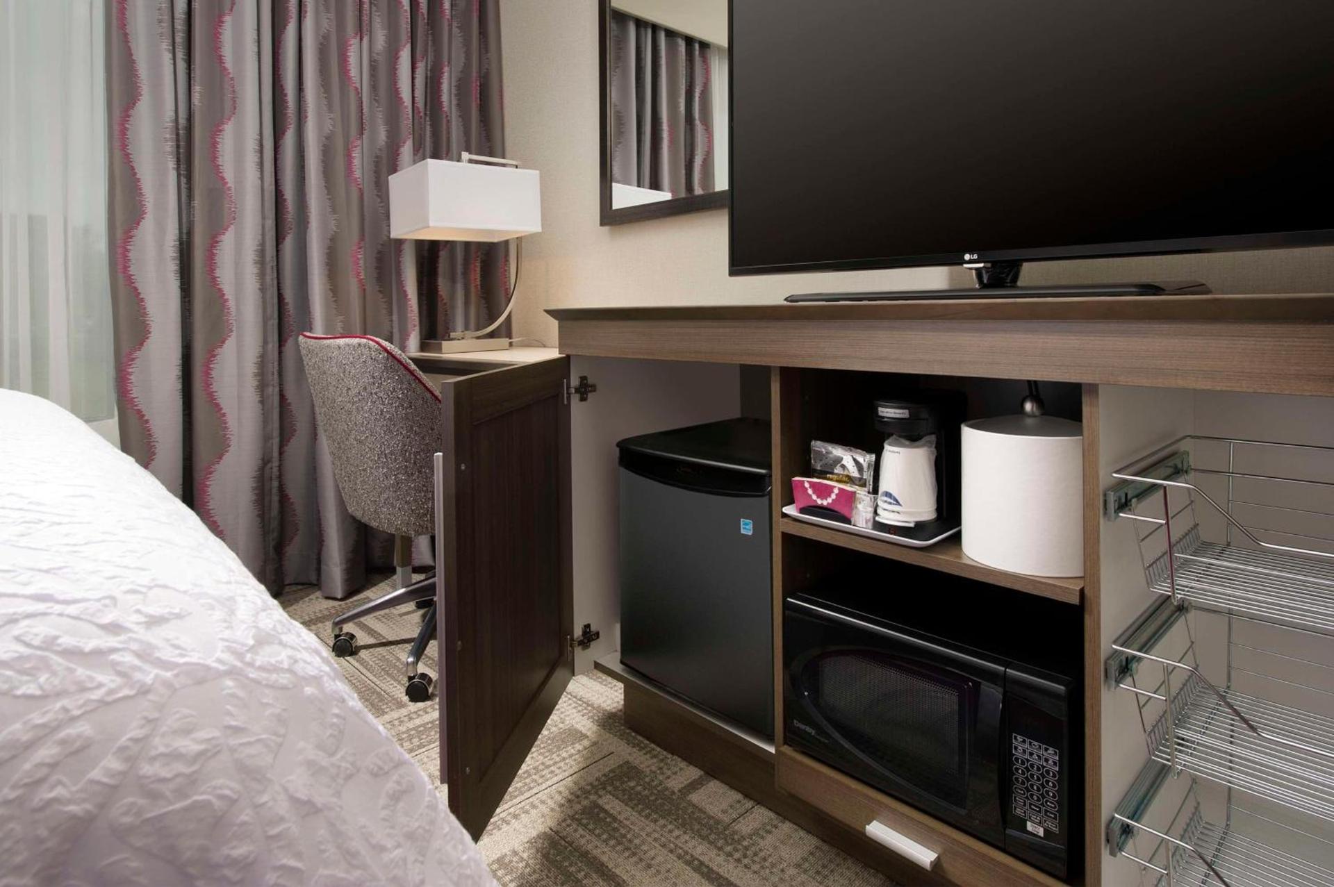 Hampton Inn by Hilton Hattiesburg photo 16