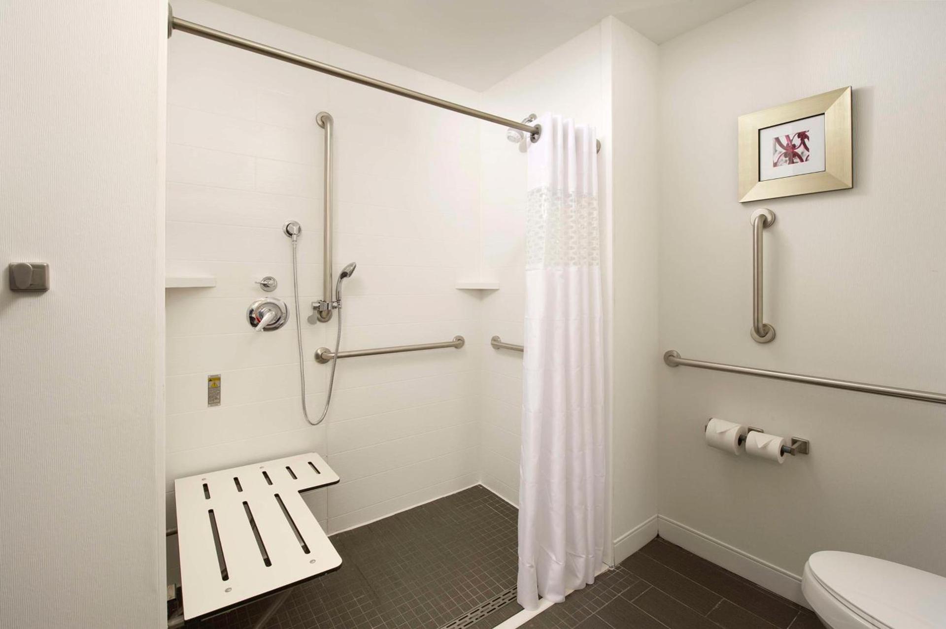 Hampton Inn by Hilton Hattiesburg photo 22