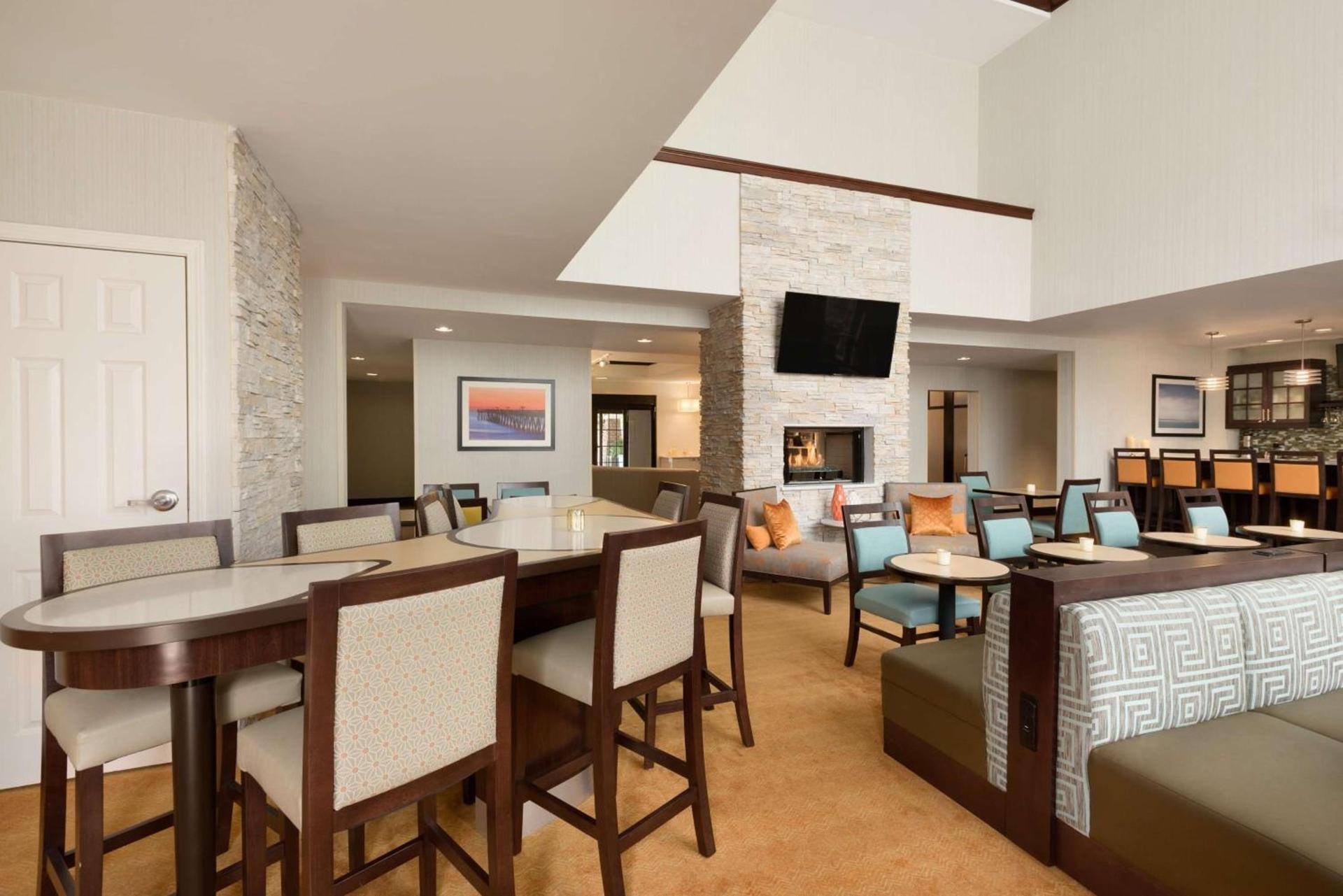 Homewood Suites Jacksonville Deerwood Park photo 8