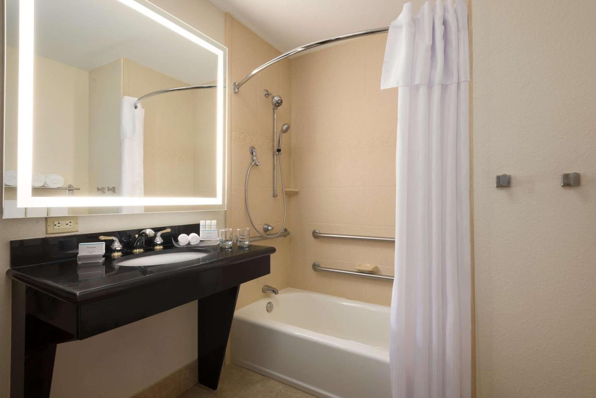 Homewood Suites Jacksonville Deerwood Park photo 30