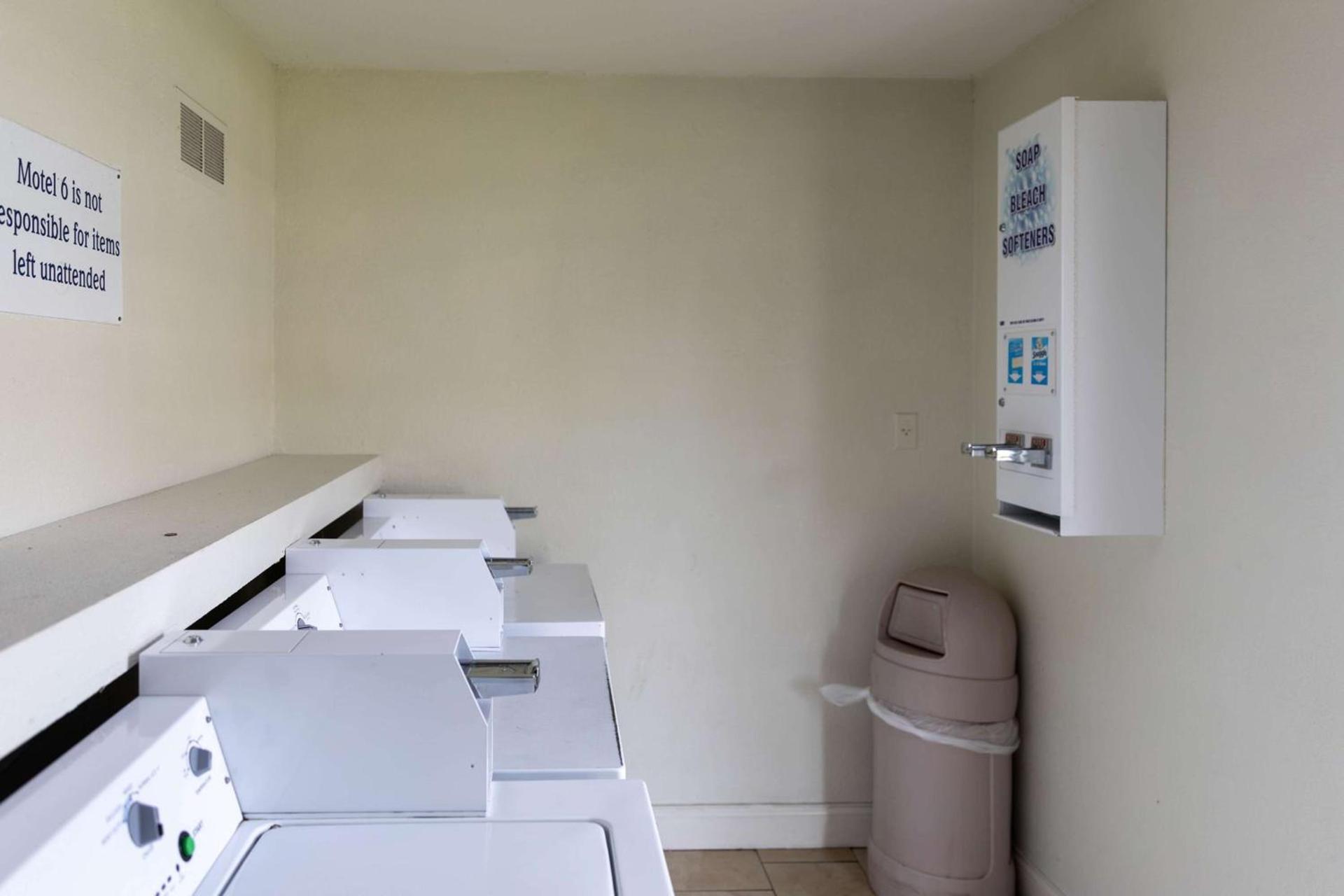 Motel 6-Lufkin, TX photo 25