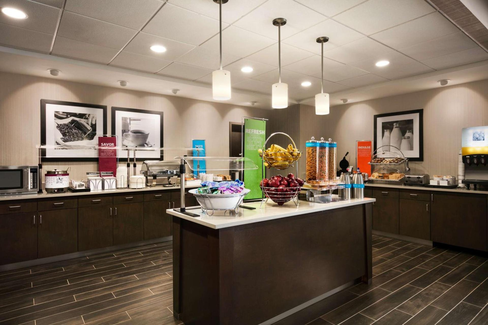 Hampton Inn Kernersville photo 10