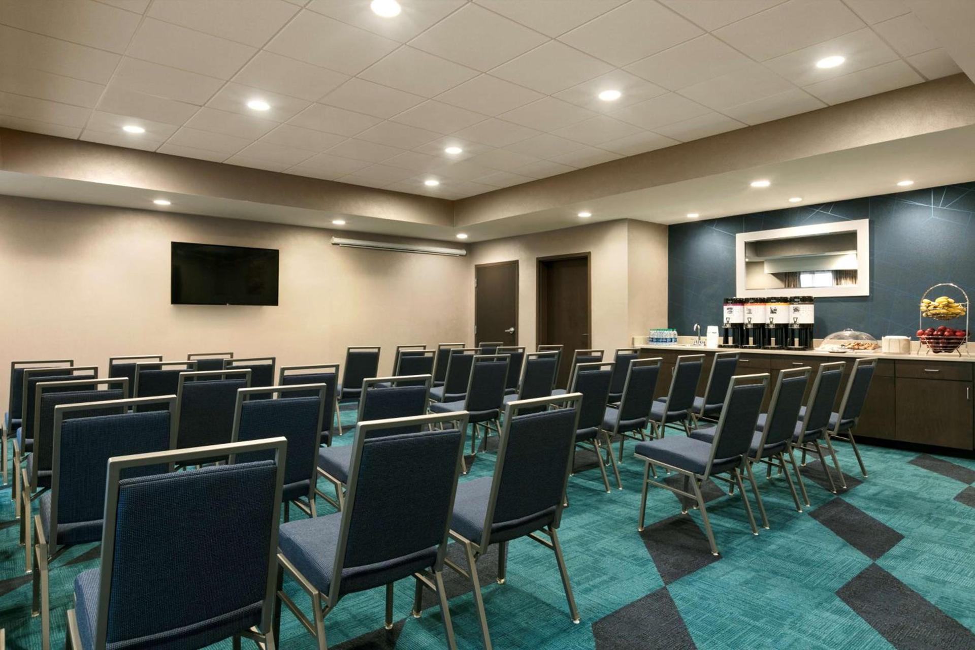 Hampton Inn Kernersville photo 11