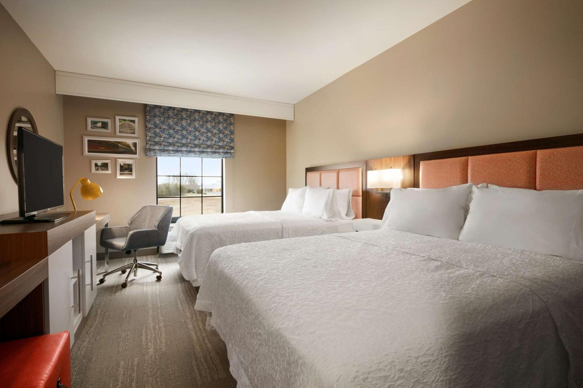 Hampton Inn Kernersville photo 26