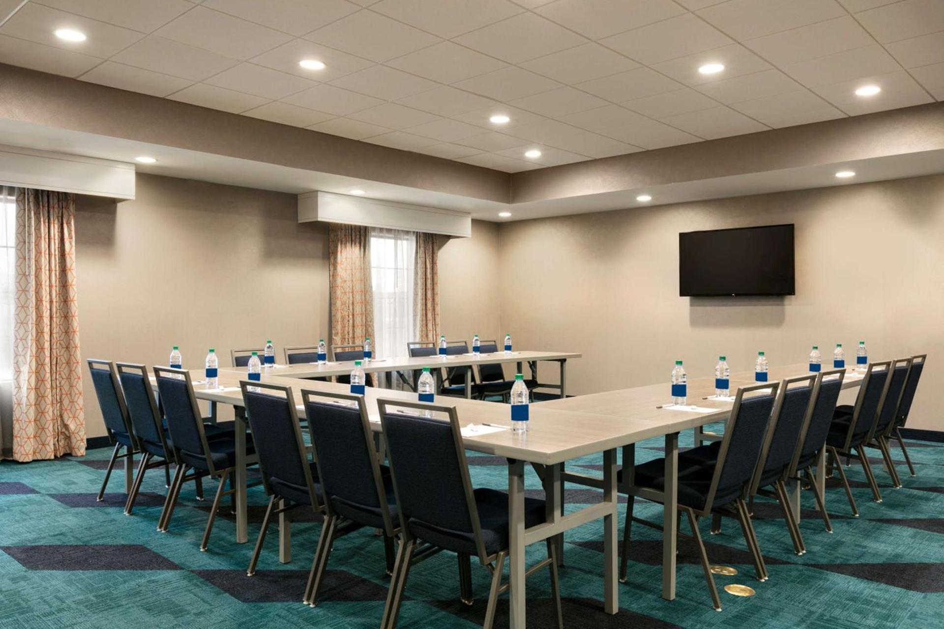 Hampton Inn Kernersville photo 28
