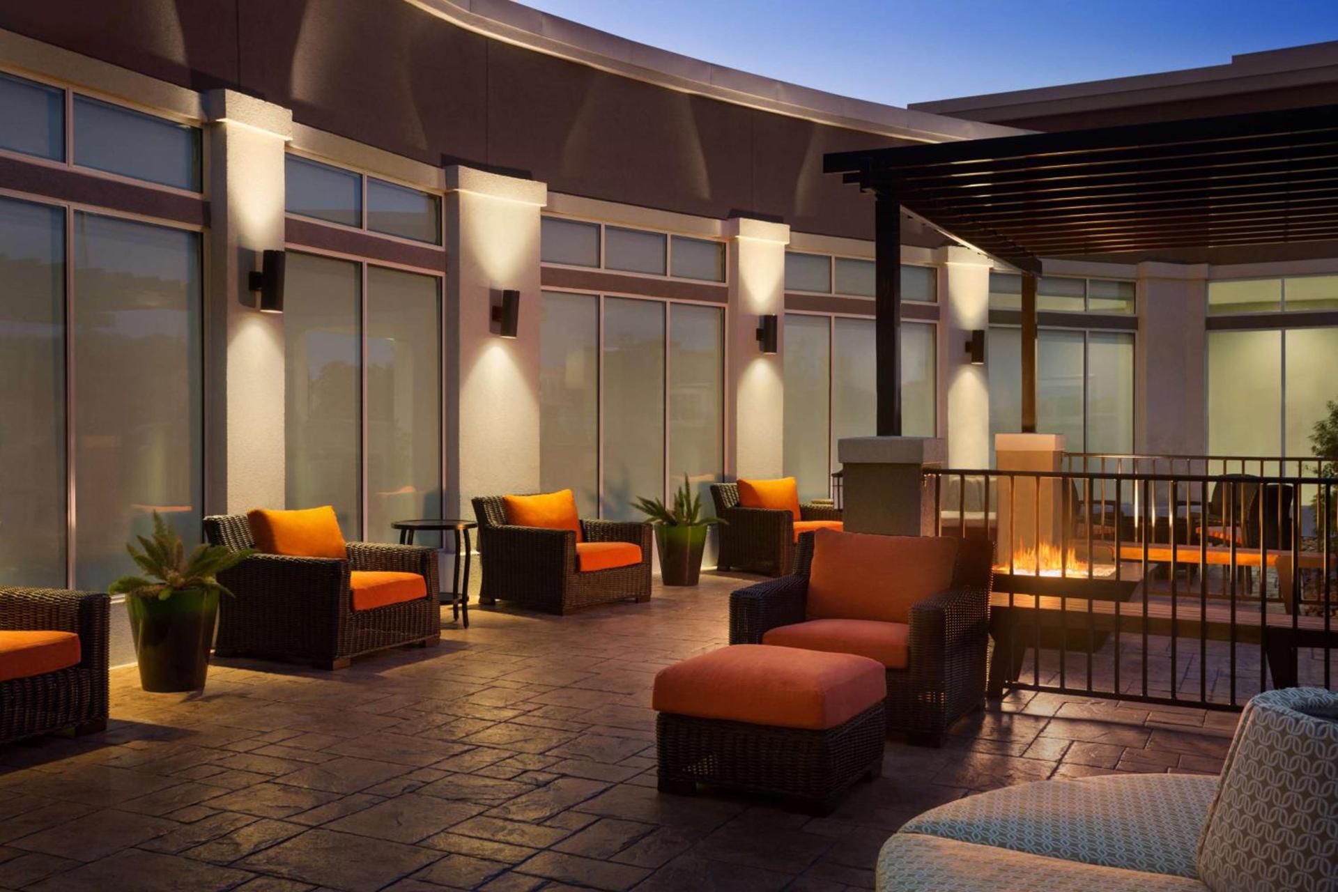 Hilton Garden Inn Houston-Baytown photo 5