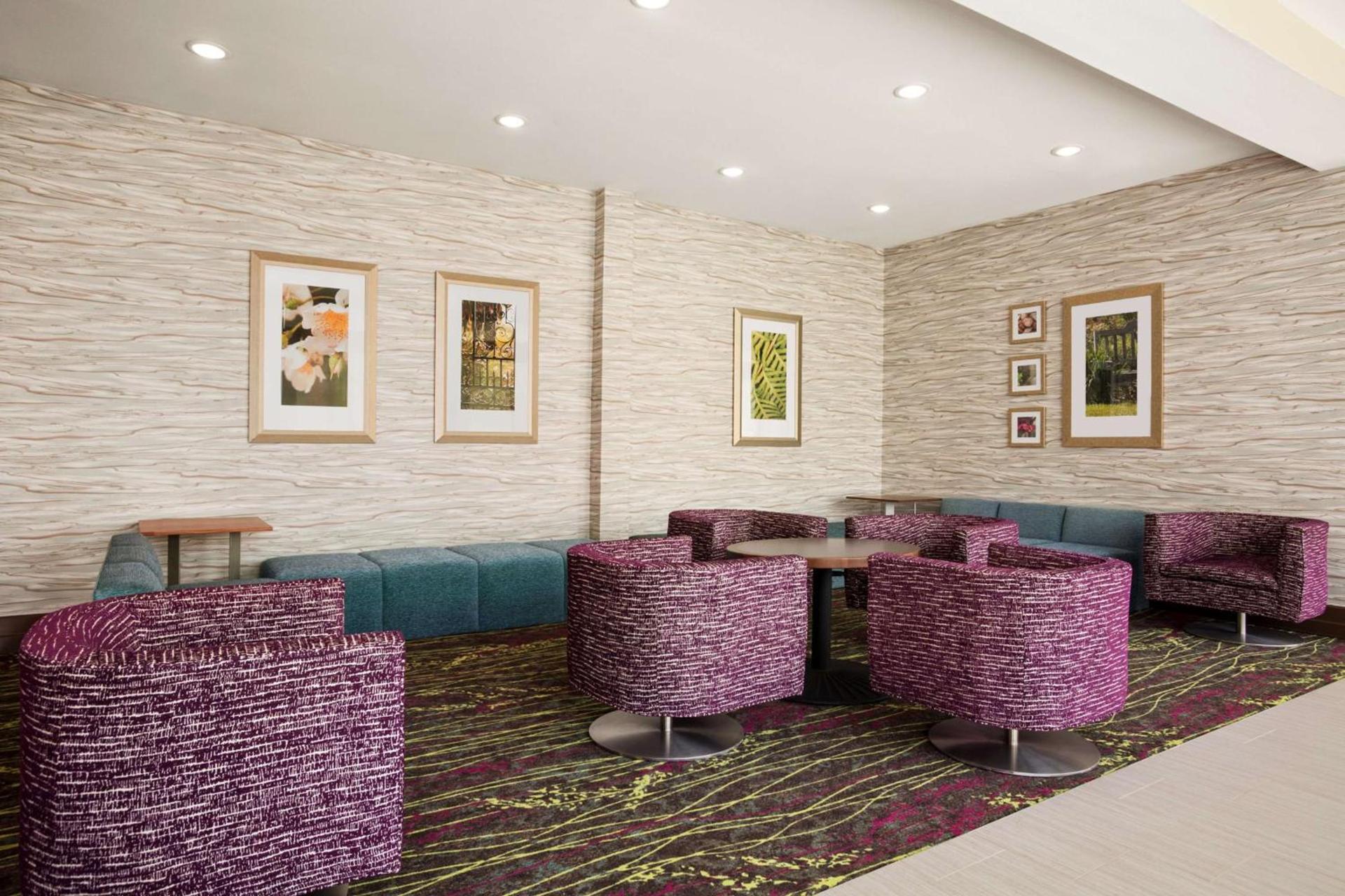 Hilton Garden Inn Houston-Baytown photo 10