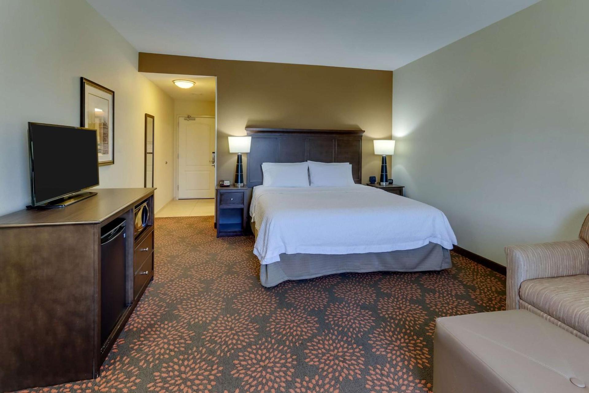 Hampton Inn & Suites - Hartsville, SC photo 24