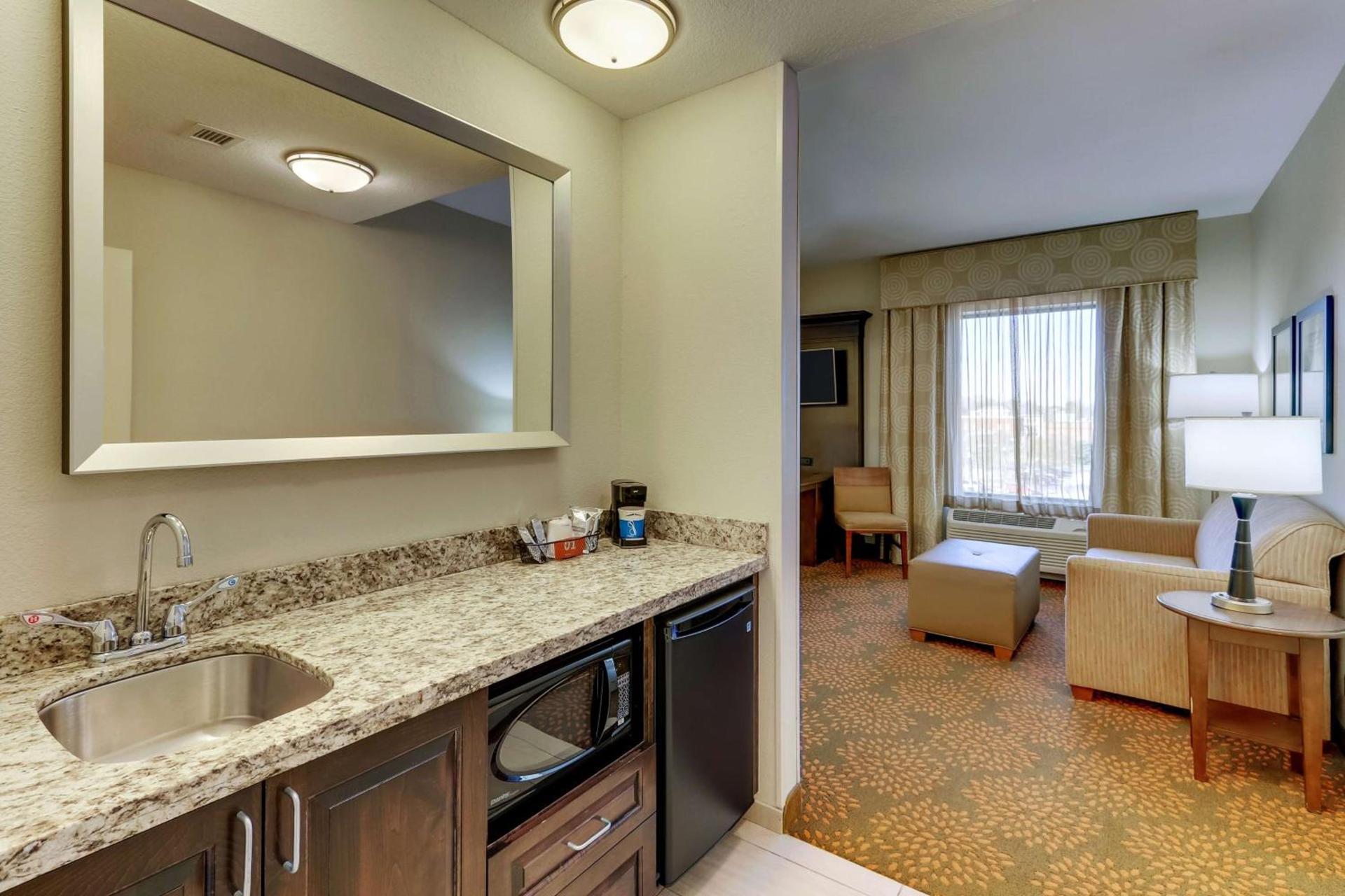 Hampton Inn & Suites - Hartsville, SC photo 34