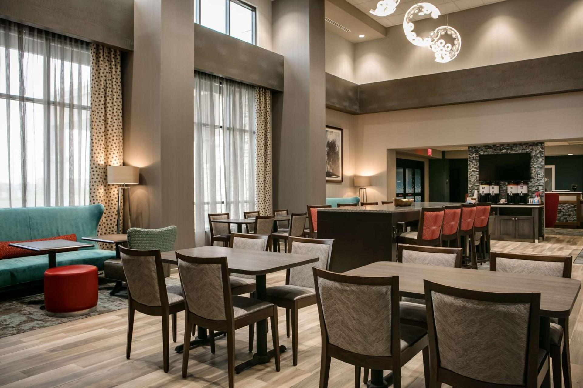 Hampton Inn By Hilton Wichita Northwest photo 5