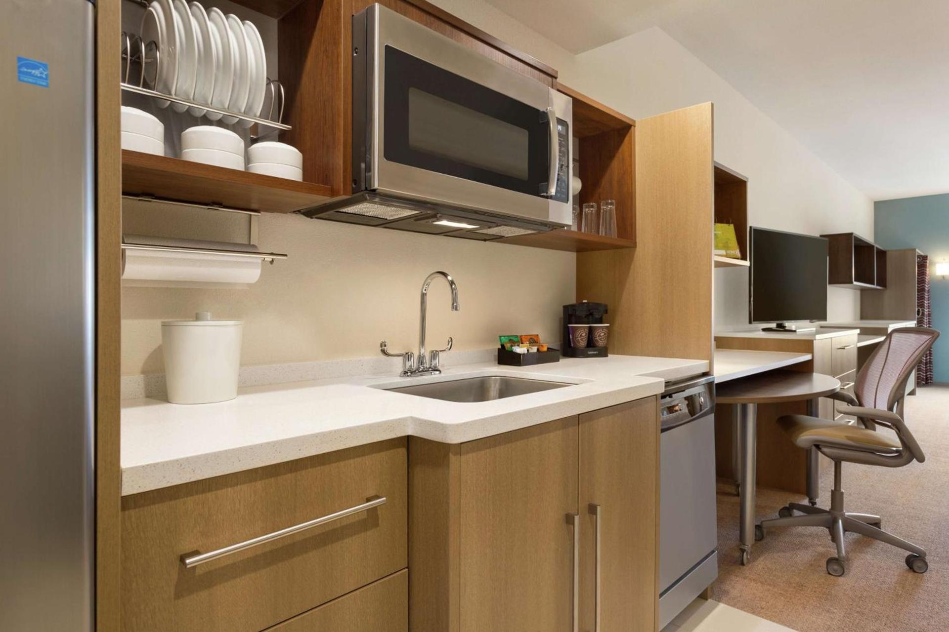 Home2 Suites By Hilton Frederick photo 13