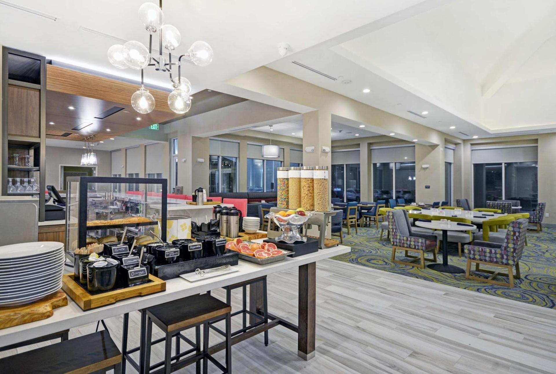 Hilton Garden Inn Houston Hobby Airport photo 19