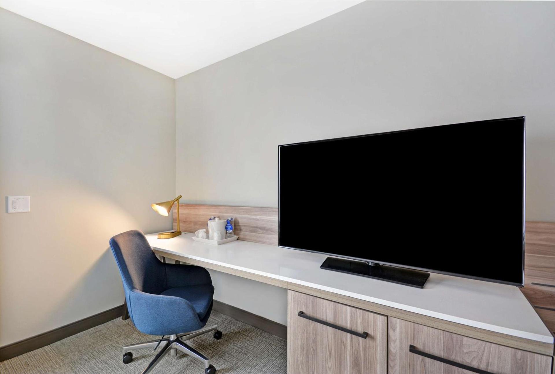 Hilton Garden Inn Houston Hobby Airport photo 31