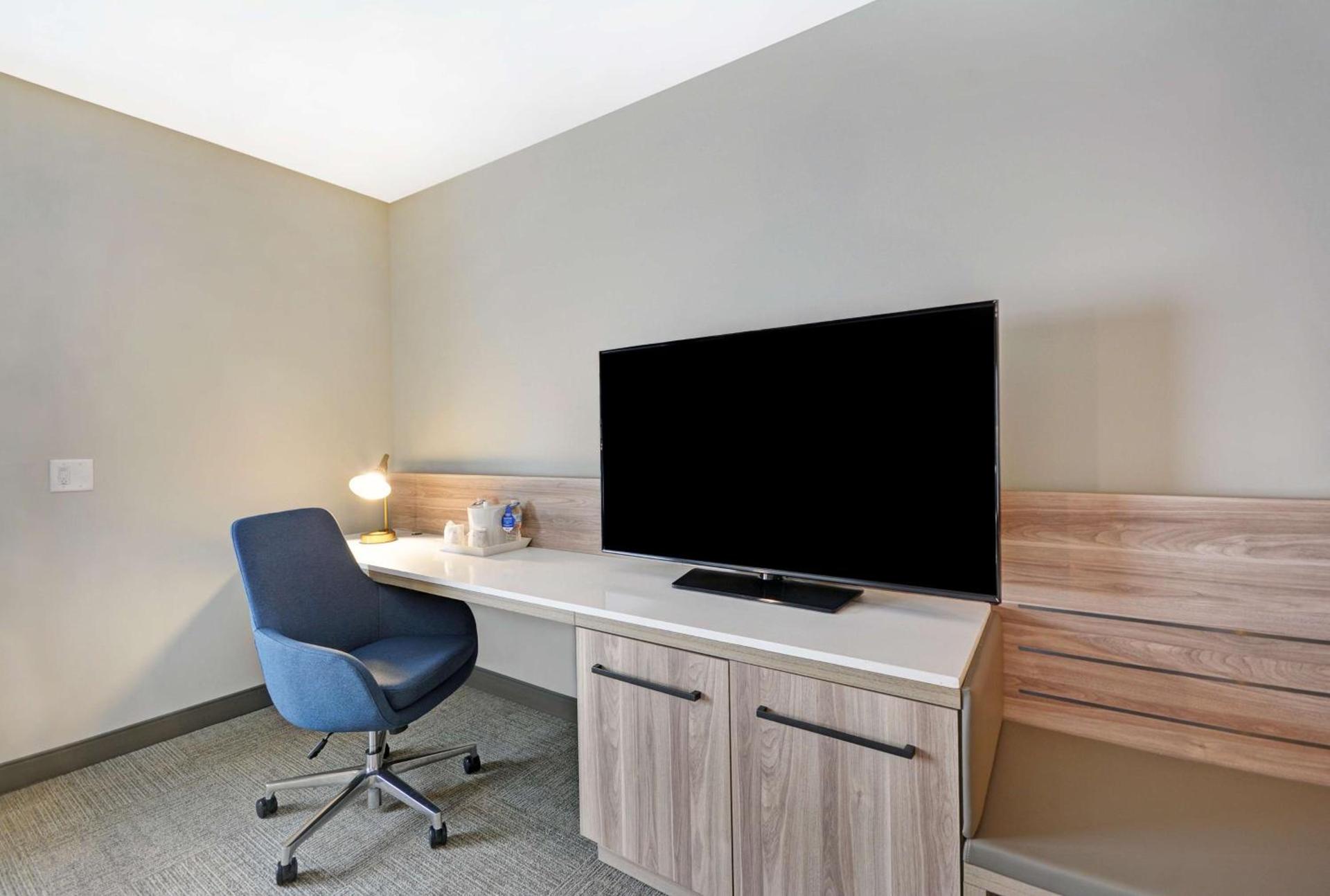 Hilton Garden Inn Houston Hobby Airport photo 37
