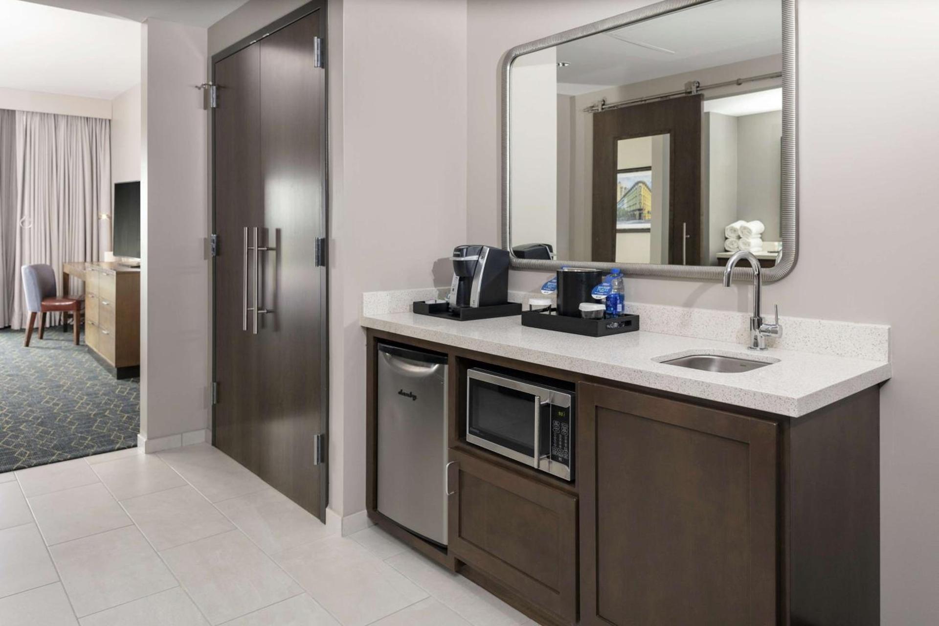 Embassy Suites By Hilton Grand Rapids Downtown photo 25