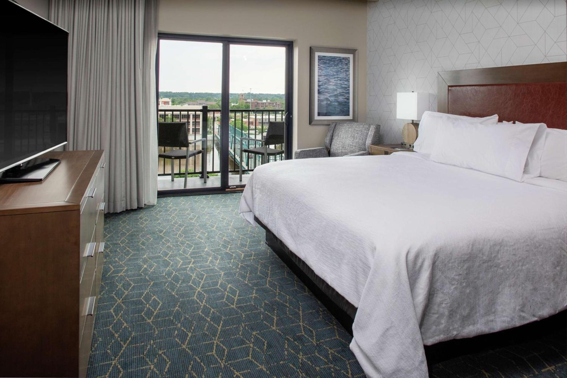 Embassy Suites By Hilton Grand Rapids Downtown photo 24