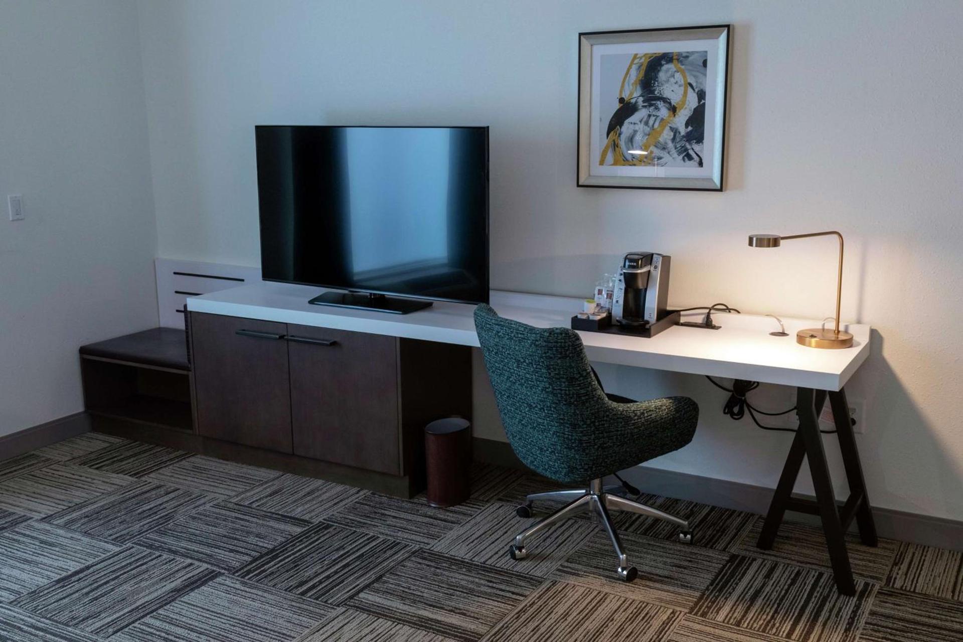 Hilton Garden Inn Spartanburg photo 35