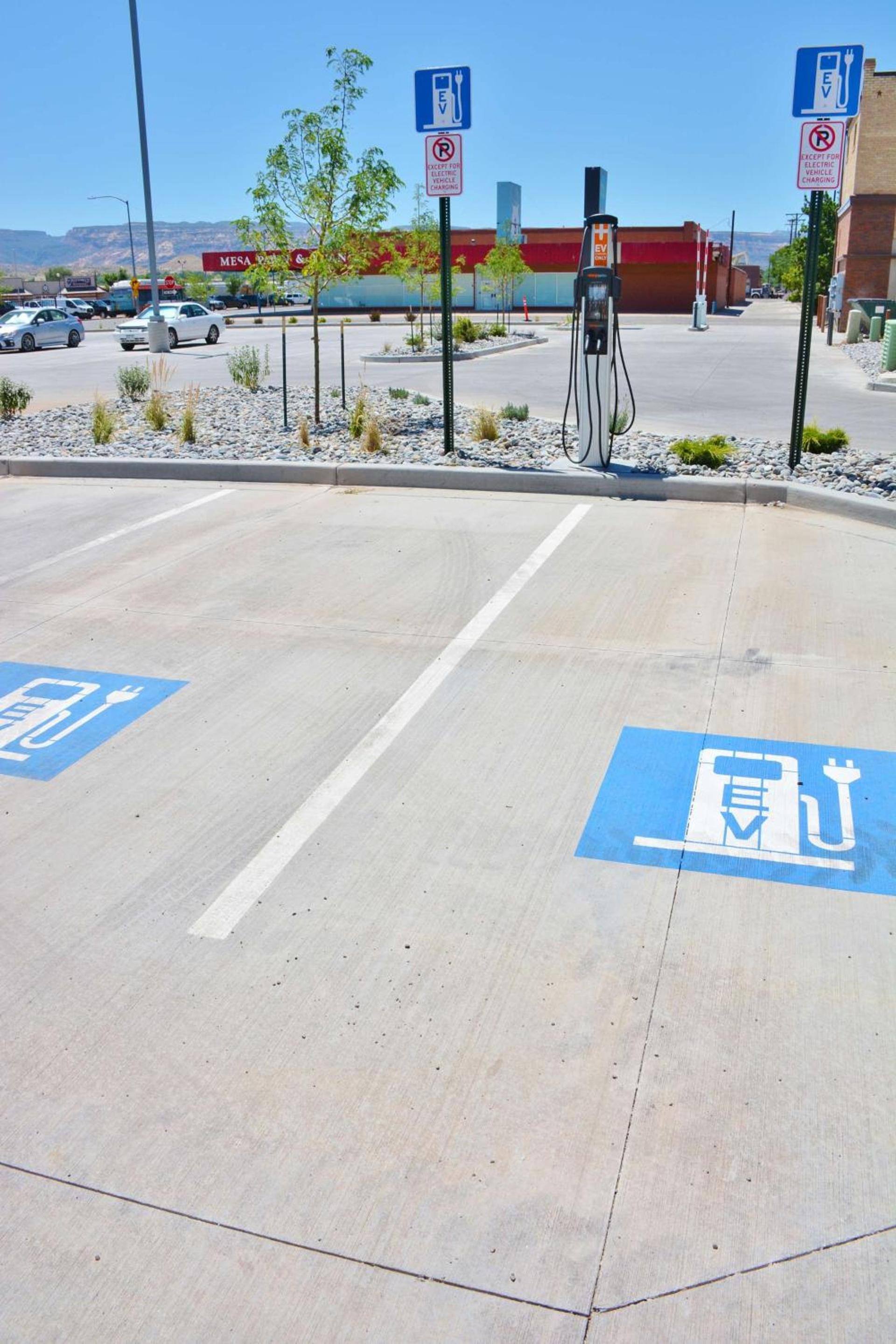 Tru By Hilton Grand Junction Downtown photo 2