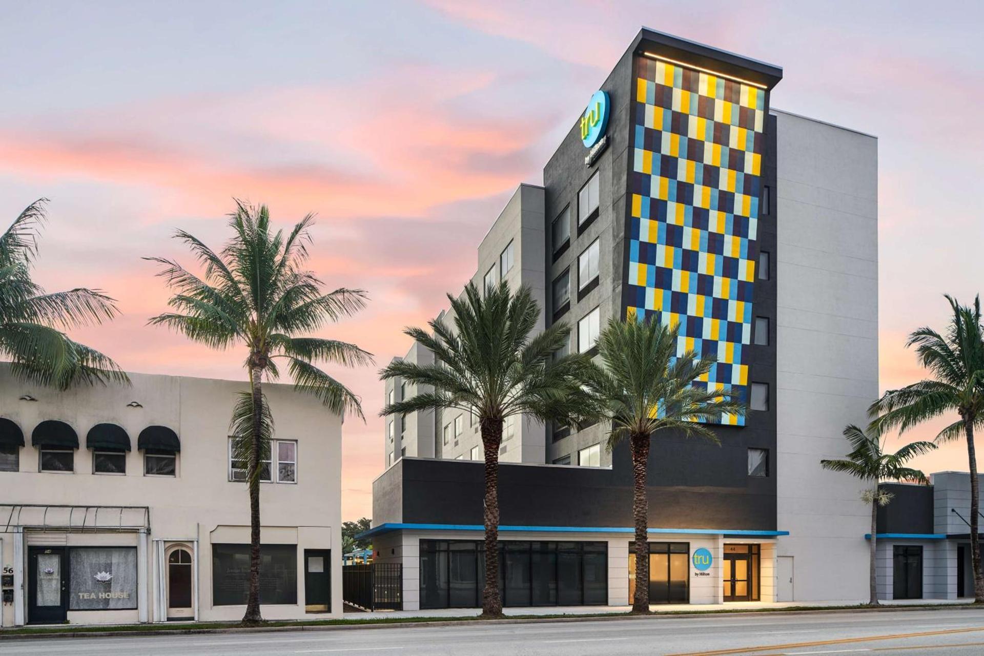 Tru By Hilton Ft Lauderdale Airport photo 2