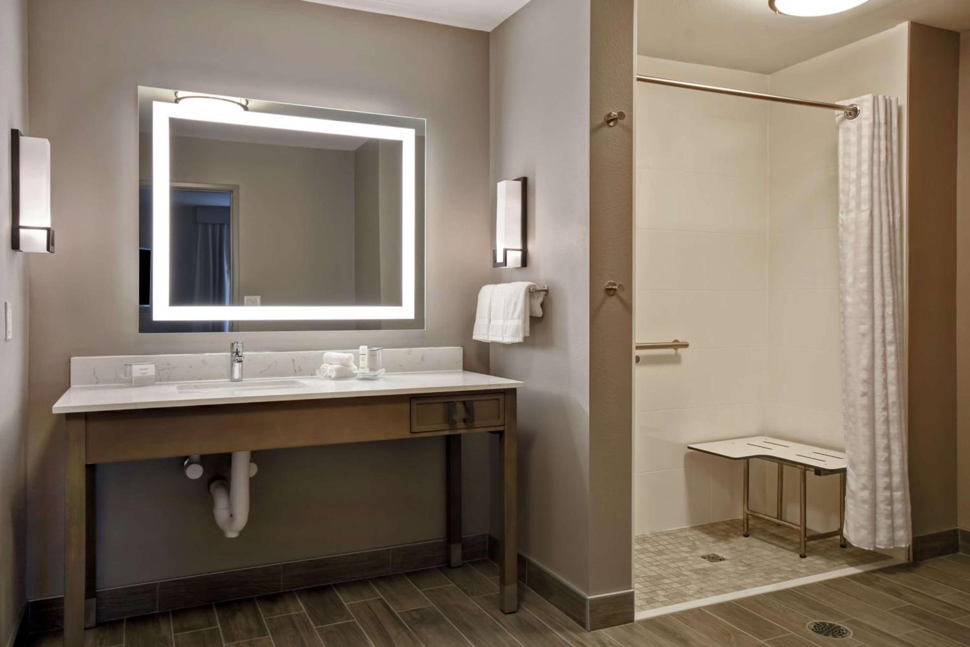 Homewood Suites By Hilton Orange New Haven photo 22