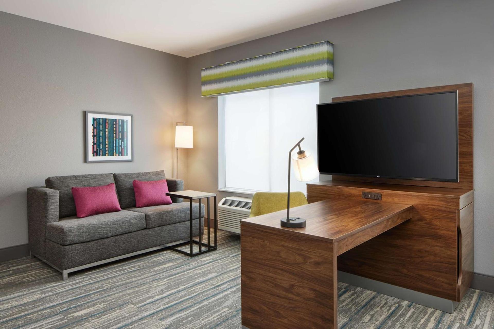 Hampton Inn Franklin, IN photo 14