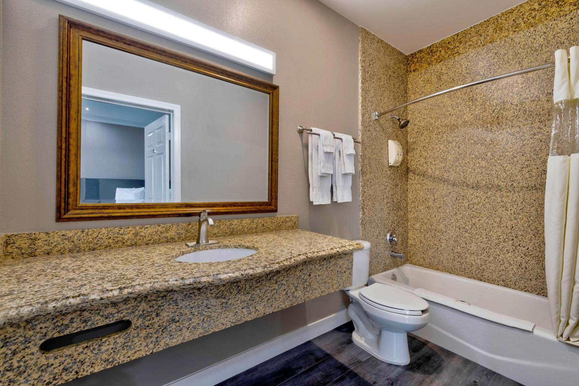 Motel 6 South Gate CA photo 11