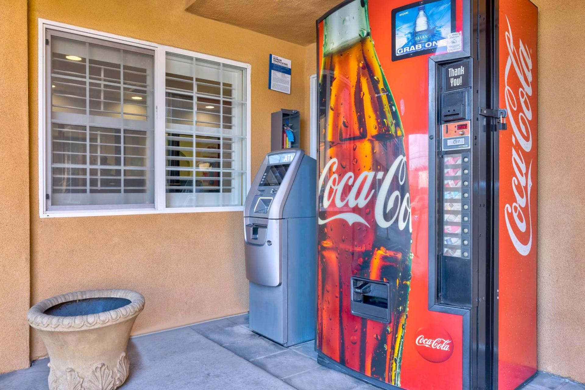 Motel 6 South Gate CA photo 24
