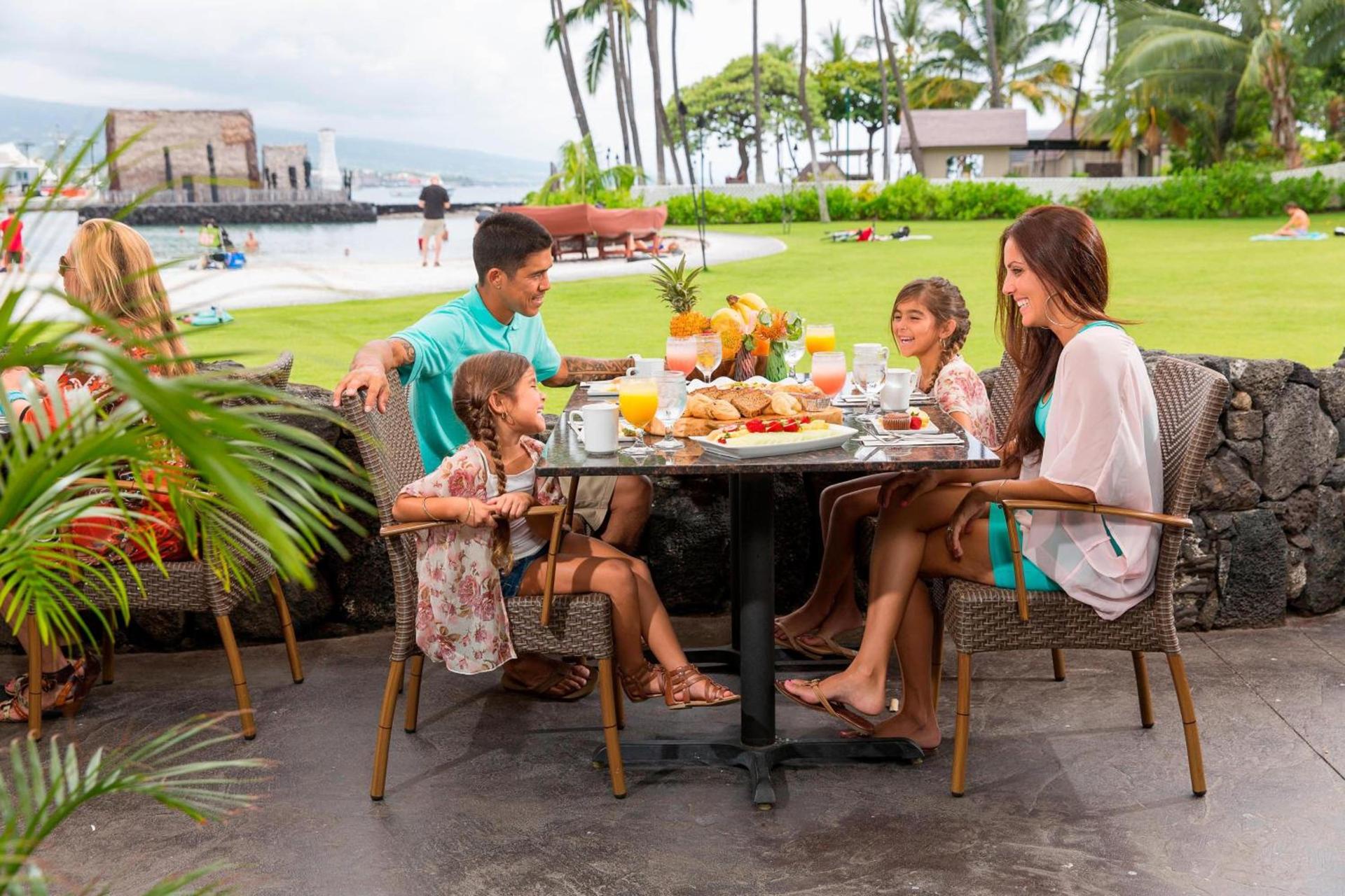Courtyard by Marriott King Kamehameha's Kona Beach Hotel photo 22
