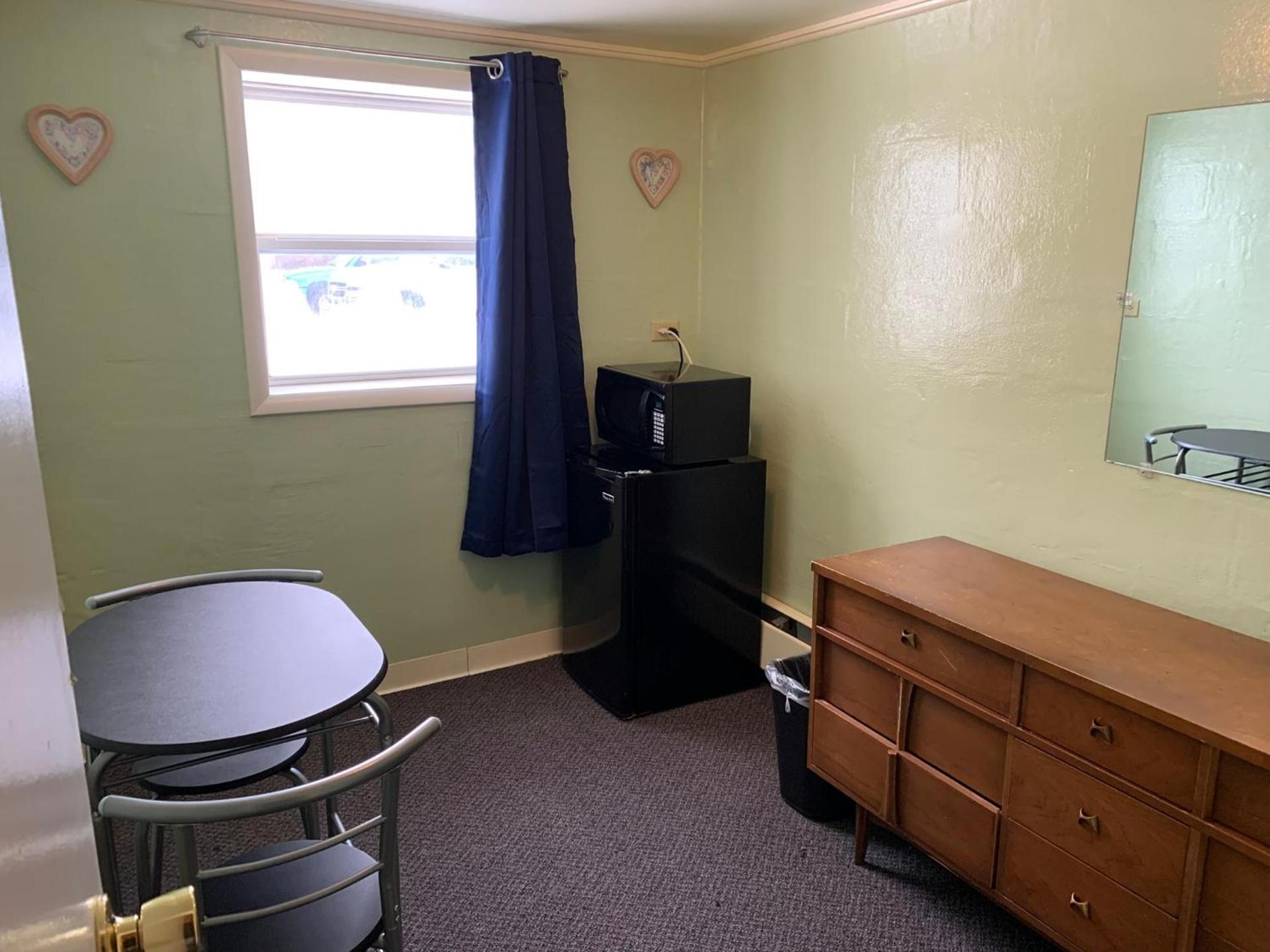 Tour Inn Motel photo 18