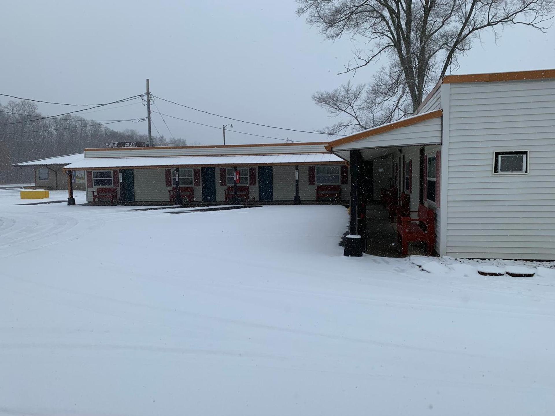 Tour Inn Motel photo 3