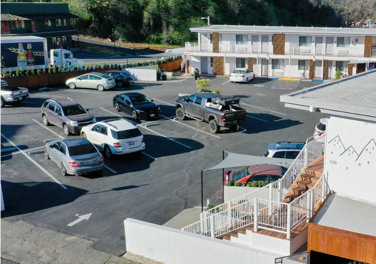 Historic Sonora Inn photo 16