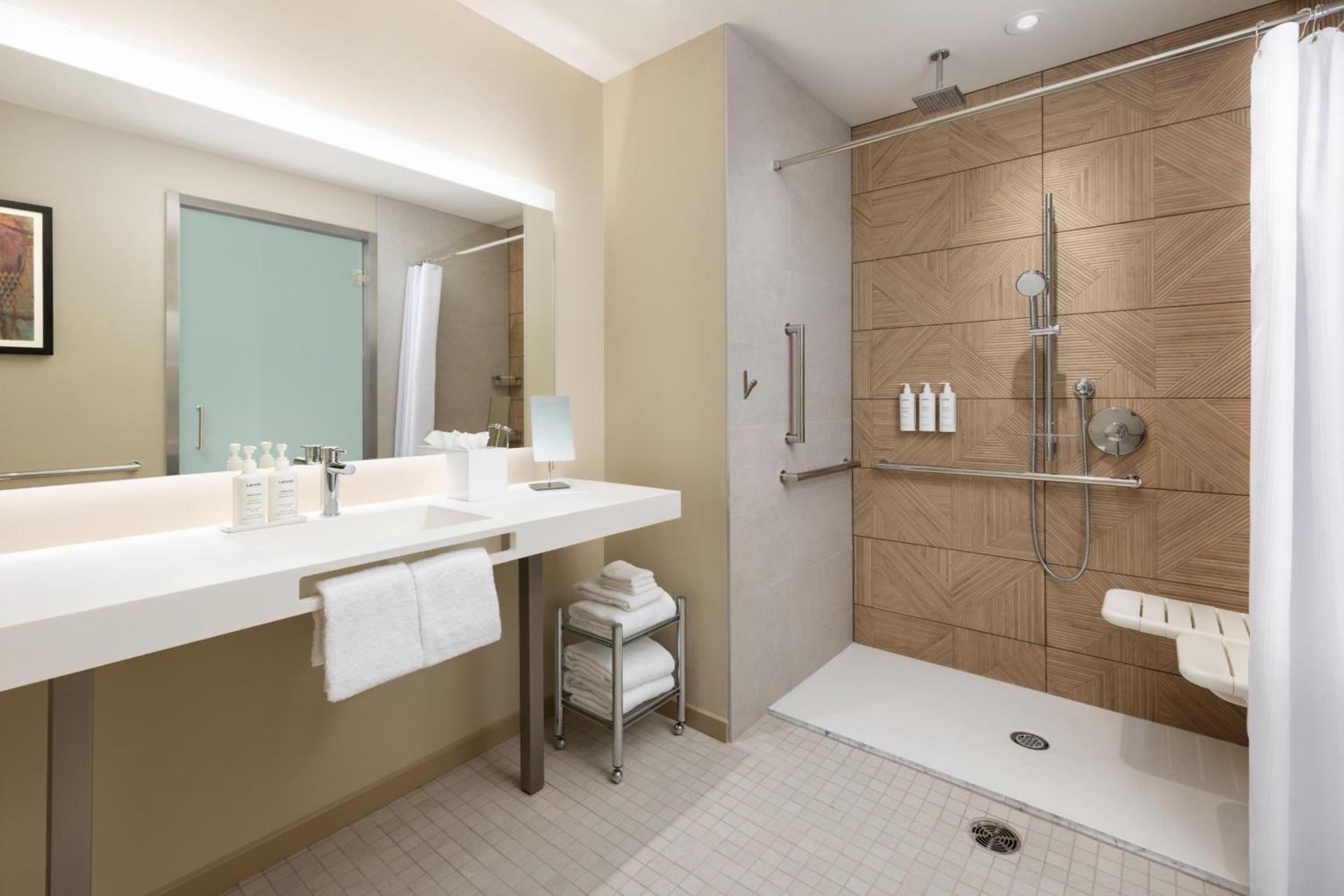 AC Hotel by Marriott Honolulu photo 31
