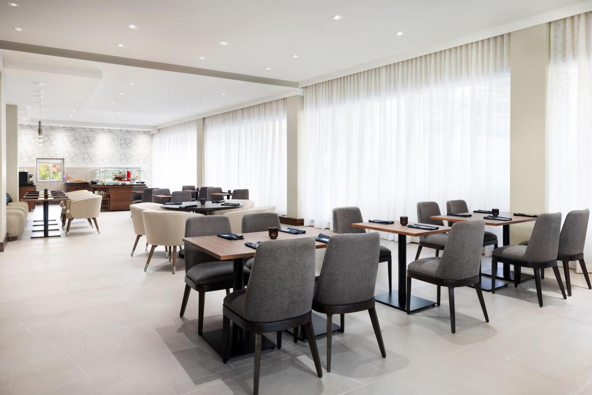AC Hotel by Marriott Honolulu photo 52