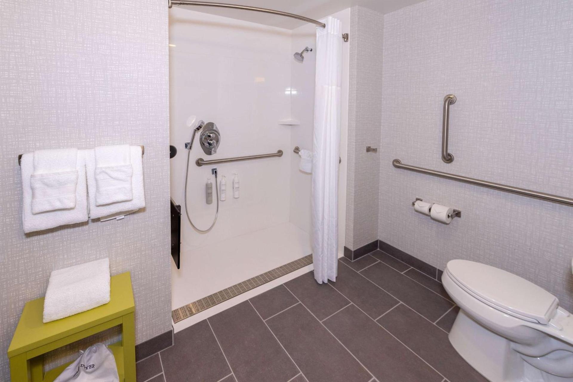Hampton Inn Selma, Ca photo 56