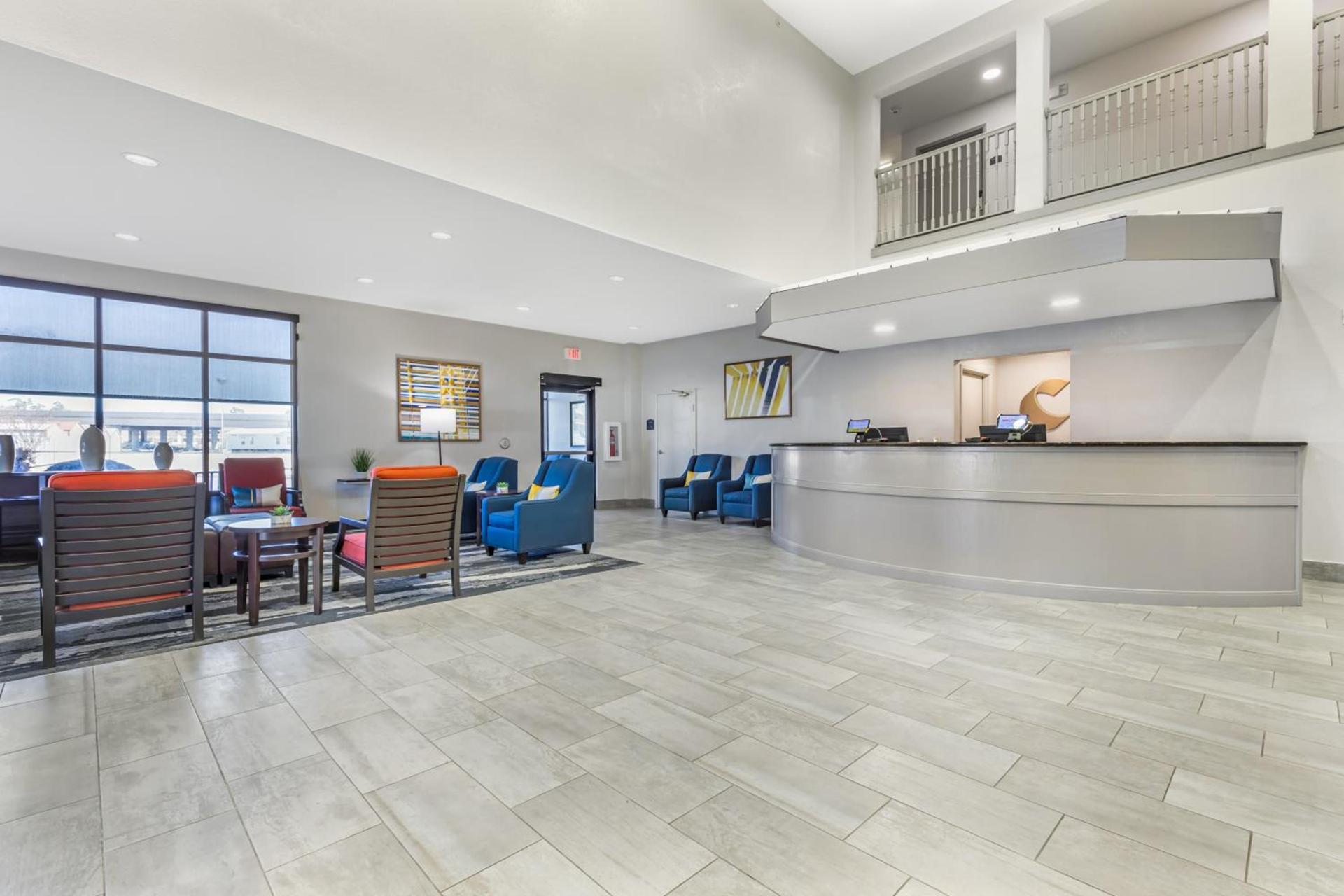 Comfort Suites Nacogdoches photo 10