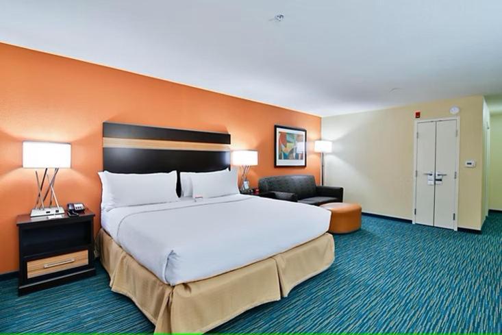 Holiday Inn Bismarck by IHG photo 51
