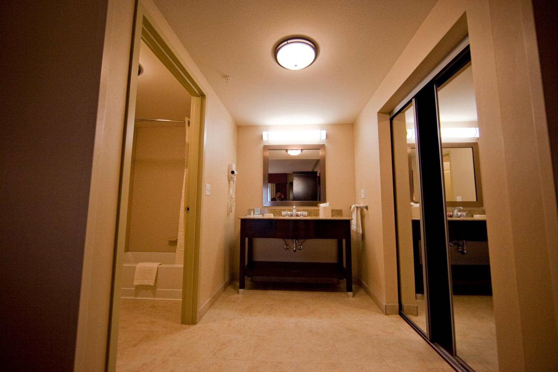 Hampton Inn & Suites by Hilton Seattle/Kent photo 50