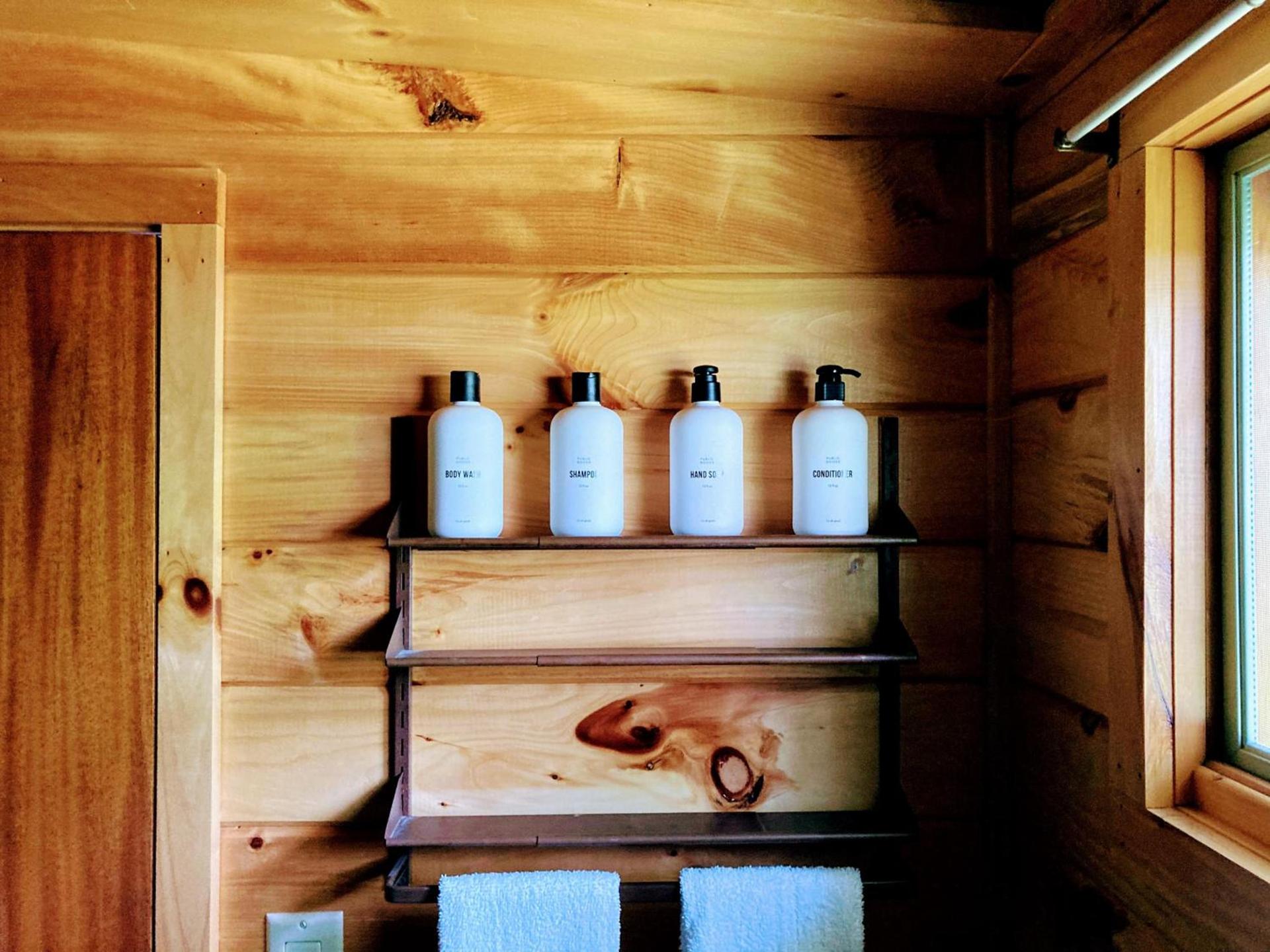 The Lorca Adirondacks Motel photo 46