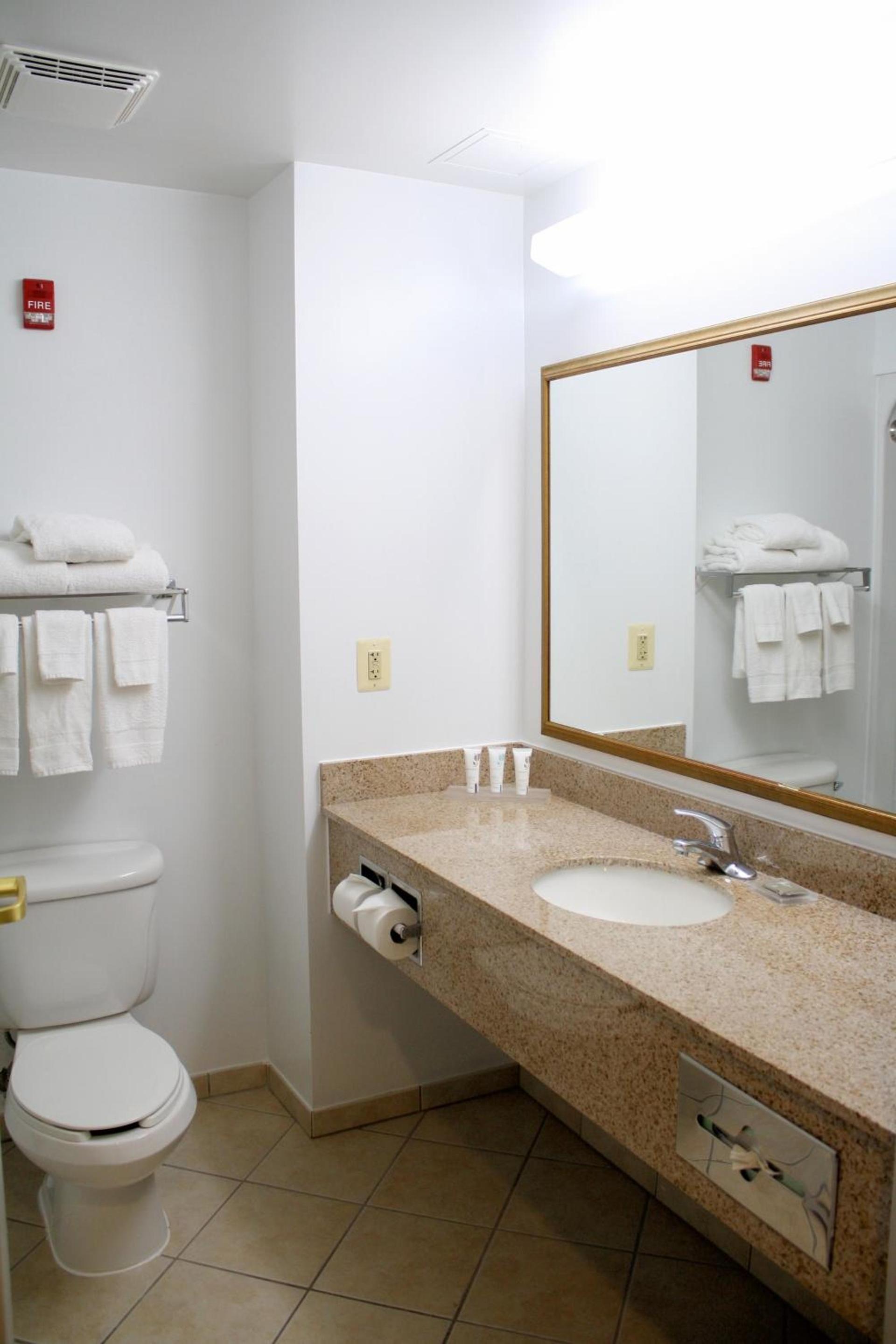 Country Inn & Suites by Radisson, BWI Airport Baltimore , MD photo 29