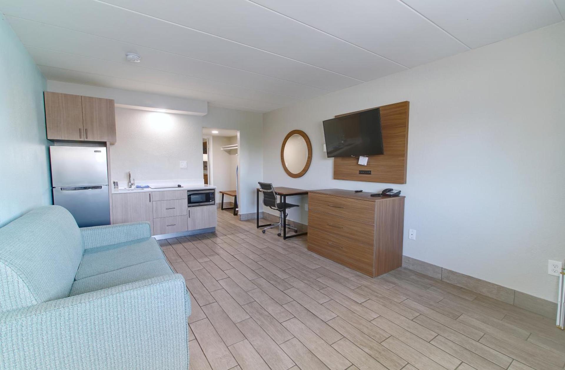 Seashire Inn & Suites photo 13