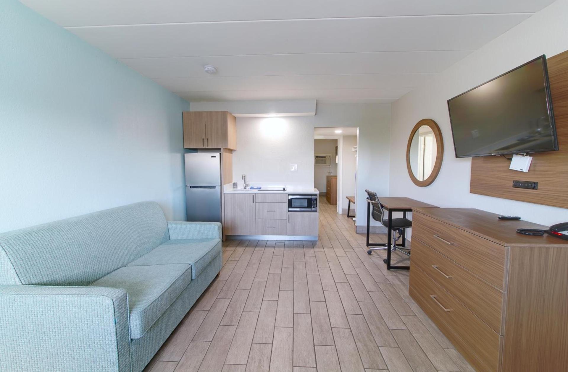 Seashire Inn & Suites photo 15