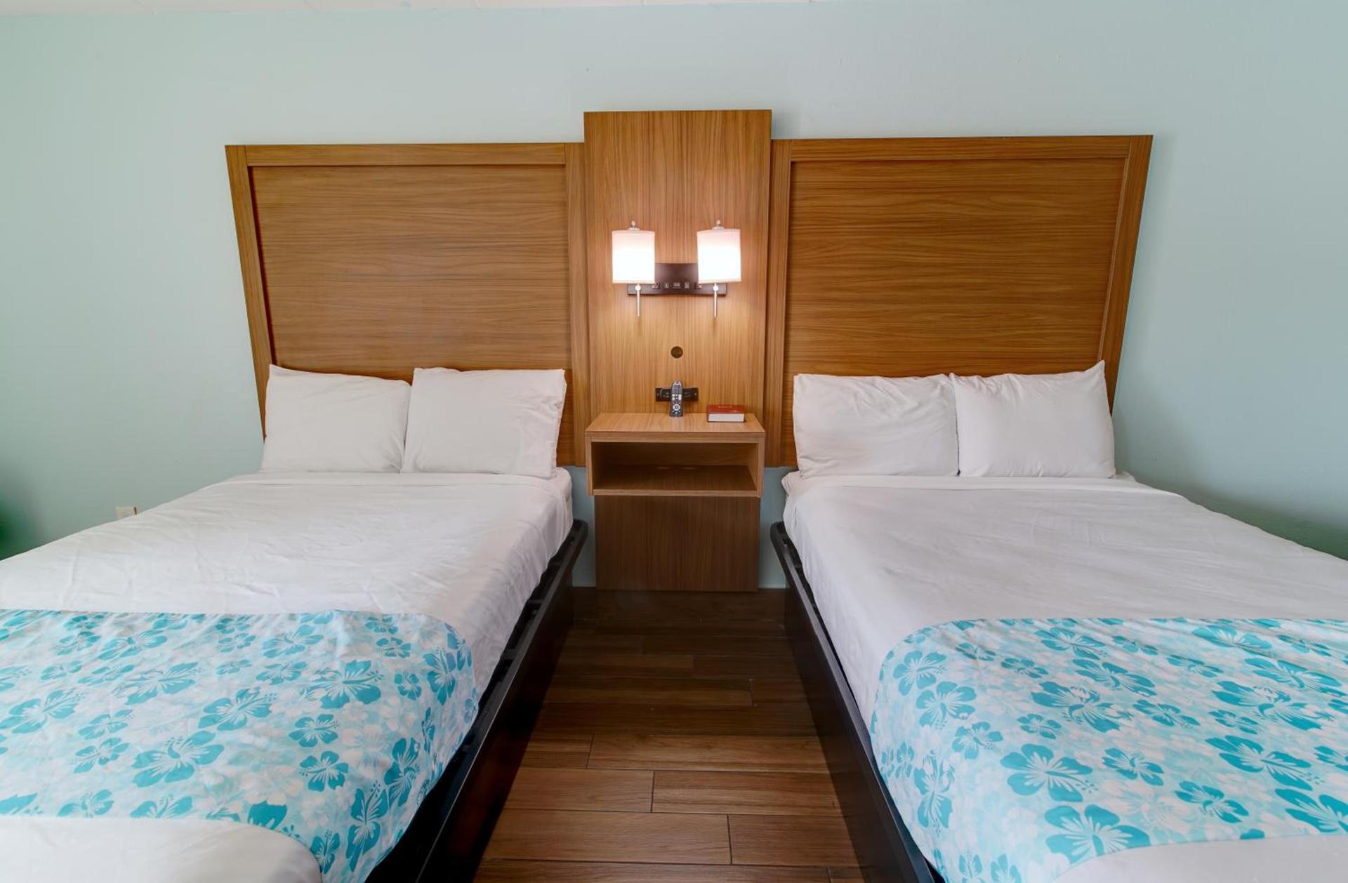 Seashire Inn & Suites photo 4
