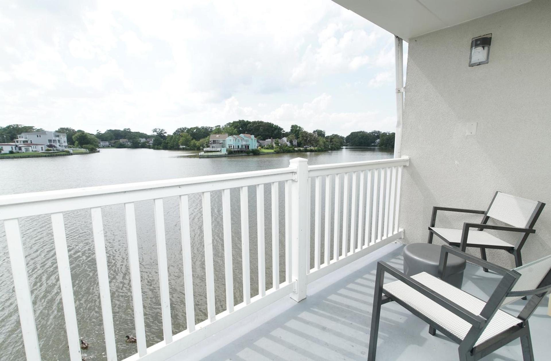 Seashire Inn & Suites photo 16