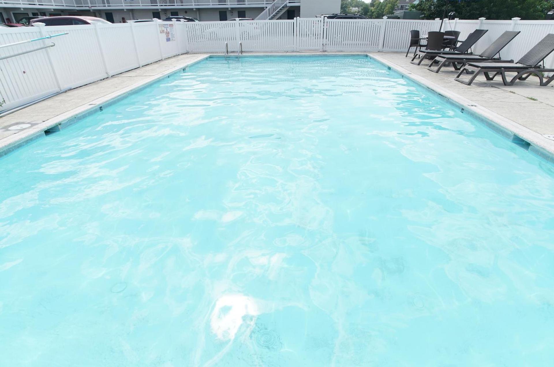 Seashire Inn & Suites photo 10