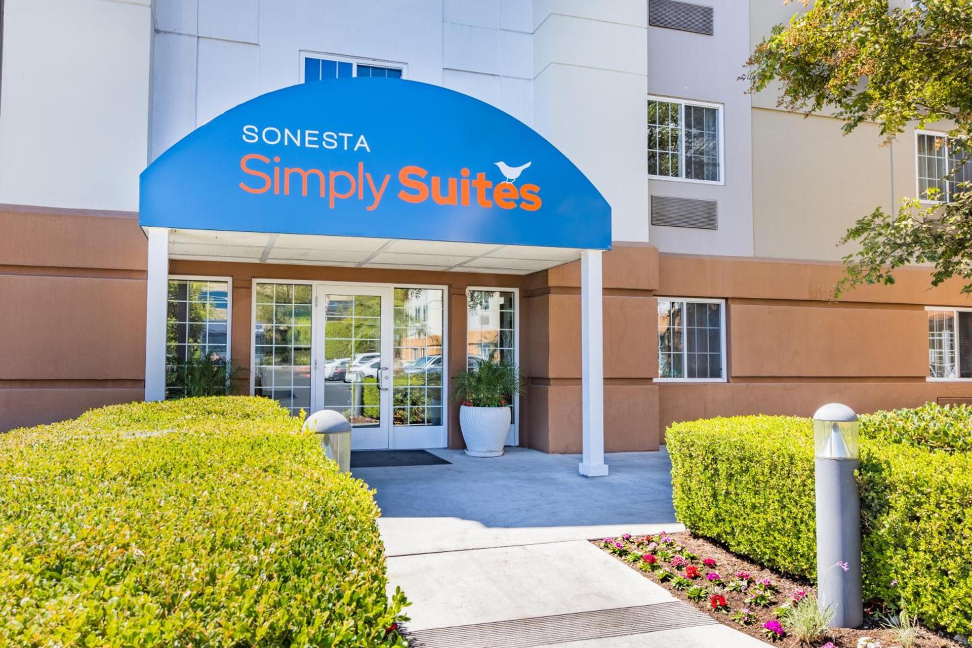 Sonesta Simply Suites Memphis East Poplar Pike photo 26