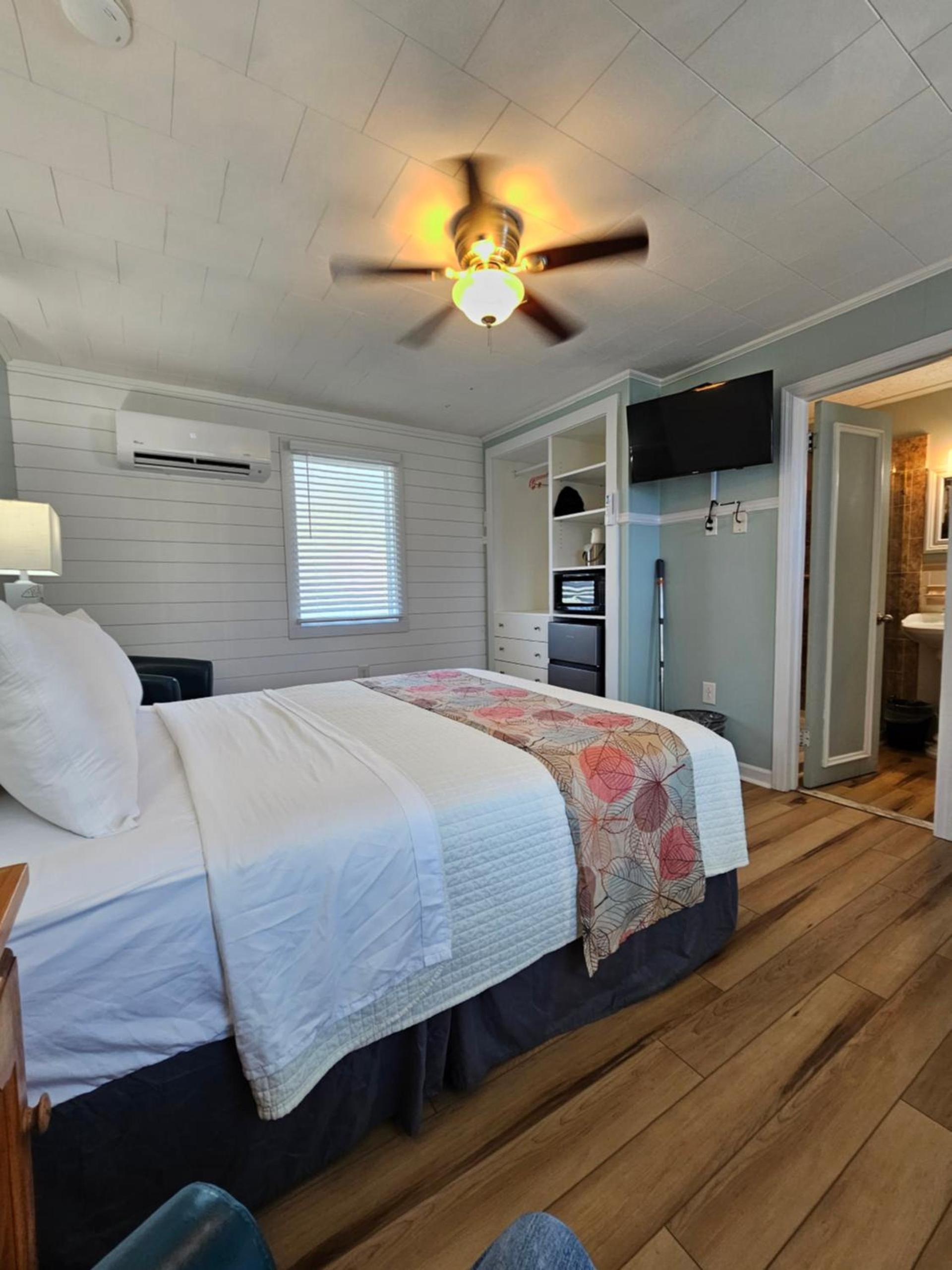Island Guesthouse and Motel OBX photo 52
