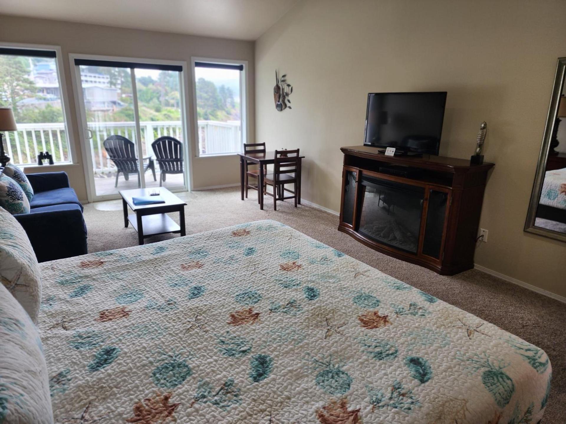 Inn at Arch Rock photo 12