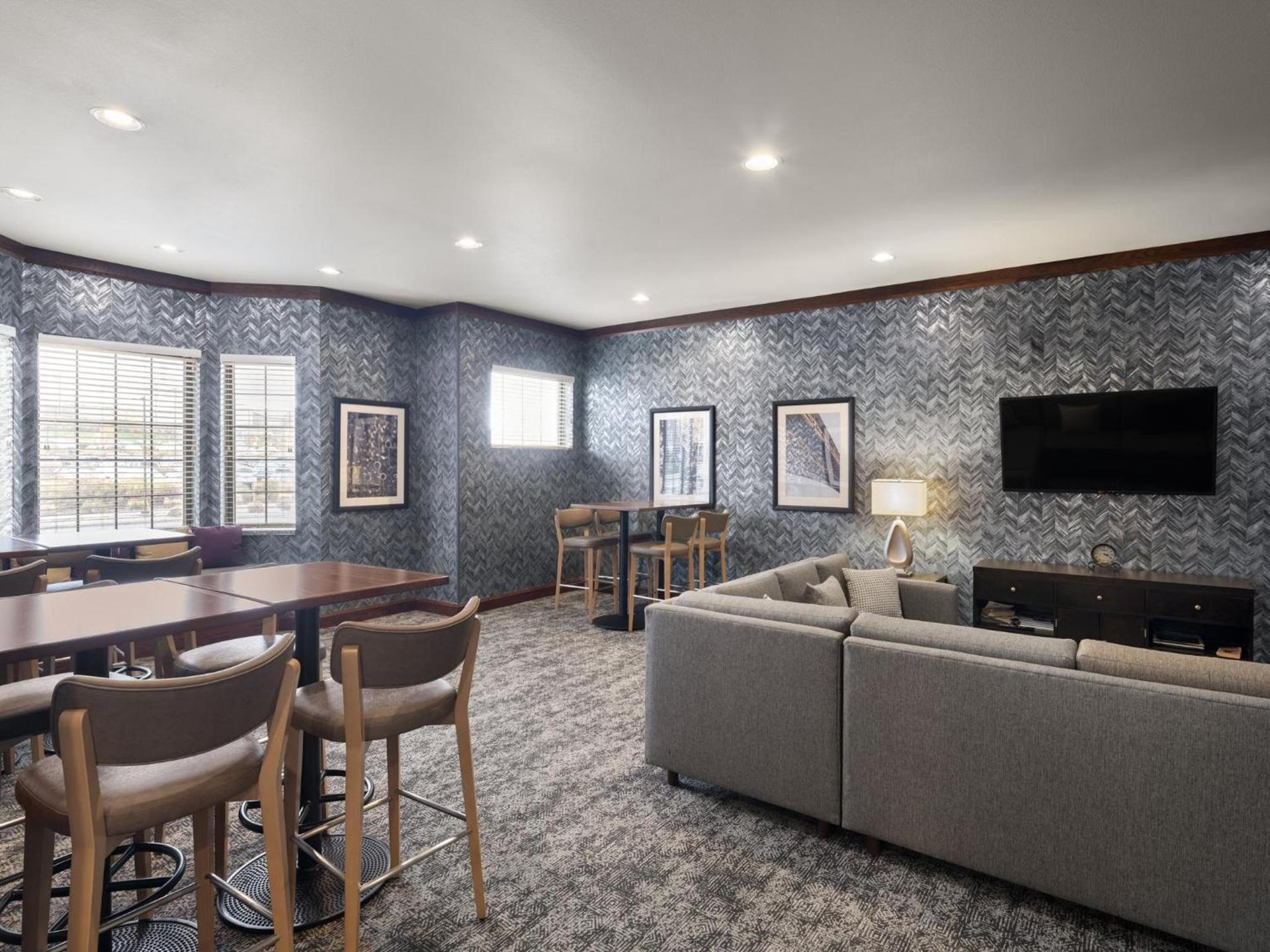 Staybridge Suites Midvale by IHG photo 9